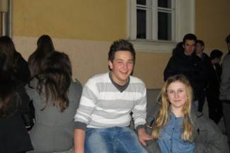 Požega: Gimnazijska fešta za Valentinovo