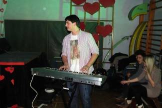 Požega: Gimnazijska fešta za Valentinovo