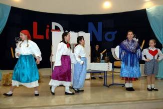 Najtrofejnije osnovna škola u Čaglinu i Katolička gimnazija