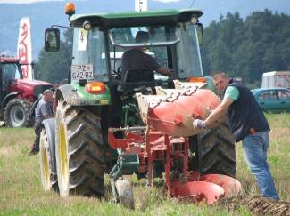 Miroslav Bartolović i Mijo Samaržija najbolji orači Požeštine