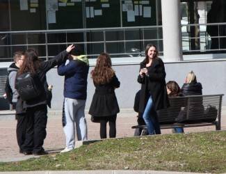 Požega: Lijepe žene prolaze kroz grad