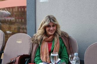 Požega: Lijepe žene prolaze kroz grad