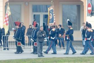 Grgurevo u Požegi: Mimohod povijesnih postrojbi