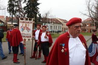 Grguri prošetali Požegom, ovaj put bez incidenta