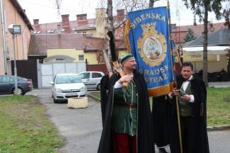 Grguri prošetali Požegom, ovaj put bez incidenta