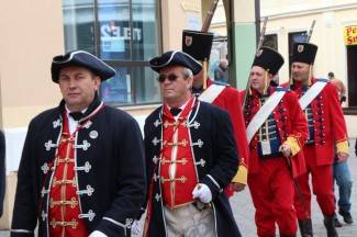 Grguri prošetali Požegom, ovaj put bez incidenta