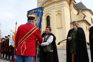 Grguri prošetali Požegom, ovaj put bez incidenta