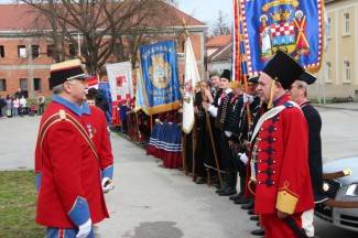 Grguri prošetali Požegom, ovaj put bez incidenta