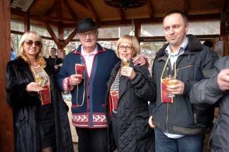 Požežani proslavili Grgurevo u vinogradima