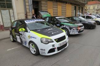 Najspretniji vozači se okušali na glavnom trgu (video)