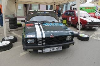 Najspretniji vozači se okušali na glavnom trgu (video)