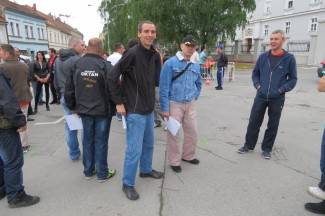 Najspretniji vozači se okušali na glavnom trgu (video)