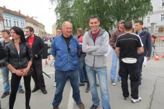 Najspretniji vozači se okušali na glavnom trgu (video)