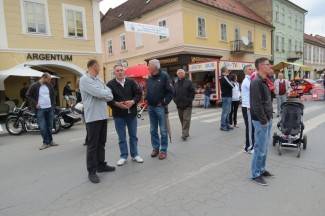 Najspretniji vozači se okušali na glavnom trgu (video)