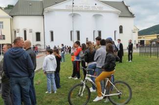 Najspretniji vozači se okušali na glavnom trgu (video)
