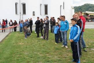 Najspretniji vozači se okušali na glavnom trgu (video)