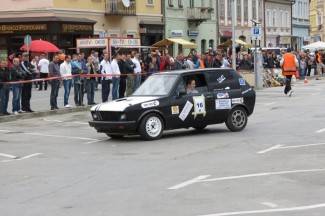Najspretniji vozači se okušali na glavnom trgu (video)