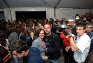 Koncert: Crvena jabuka u Velikoj