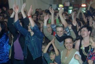 Koncert: Crvena jabuka u Velikoj