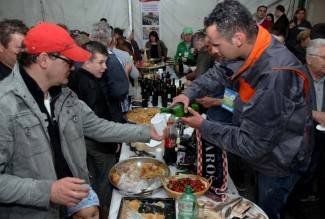 Velika: Najduži stol u Hrvata 2013.