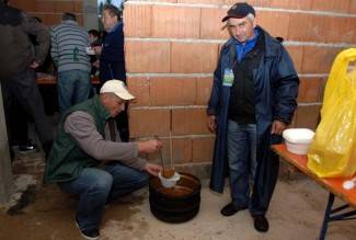 Velika: Najduži stol u Hrvata 2013.