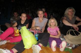 Kino u Grabriku: Preko 2.000 ljudi gledalo Madagaskar 3