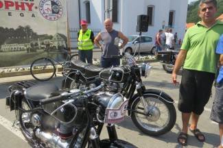 Tuning show u Velikoj i oldtimer izložba u Požegi (foto, video)