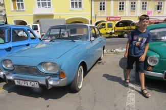 Tuning show u Velikoj i oldtimer izložba u Požegi (foto, video)