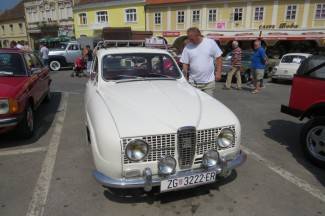 Tuning show u Velikoj i oldtimer izložba u Požegi (foto, video)