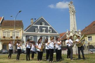 Tuning show u Velikoj i oldtimer izložba u Požegi (foto, video)
