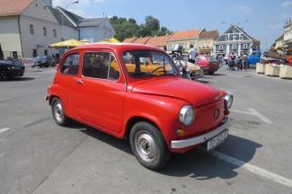 Tuning show u Velikoj i oldtimer izložba u Požegi (foto, video)