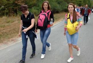 Tisuće vjernika na hodočašću prema Voćinu