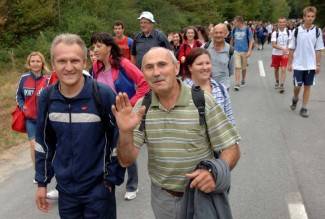 Tisuće vjernika na hodočašću prema Voćinu