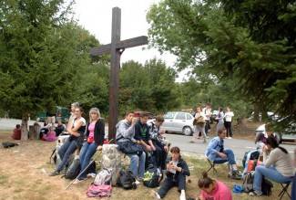 Tisuće vjernika na hodočašću prema Voćinu