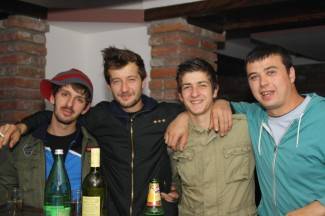 Noćni život: Pleternica, 5.10.2013.