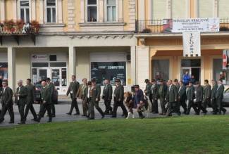 Požega: Lovački mimohod na Dan sv. Huberta