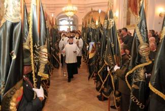 Požega: Lovački mimohod na Dan sv. Huberta