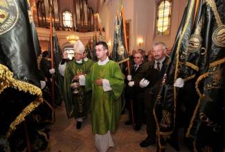 Požega: Lovački mimohod na Dan sv. Huberta