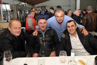 Martinje u podrumima Enjingija, Galića i obitelji Vuković