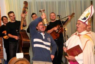 Martinje u podrumima Enjingija, Galića i obitelji Vuković