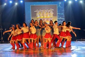 Noć svjetla: Plesni doček Djeda Božićnjaka u Grabriku