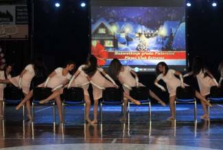 Noć svjetla: Plesni doček Djeda Božićnjaka u Grabriku