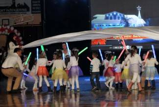 Noć svjetla: Plesni doček Djeda Božićnjaka u Grabriku