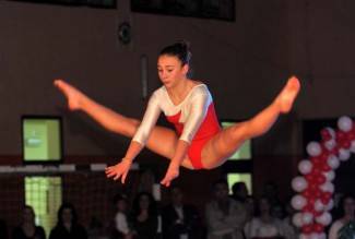 Noć svjetla: Plesni doček Djeda Božićnjaka u Grabriku