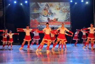 Noć svjetla: Plesni doček Djeda Božićnjaka u Grabriku