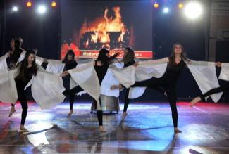 Noć svjetla: Plesni doček Djeda Božićnjaka u Grabriku