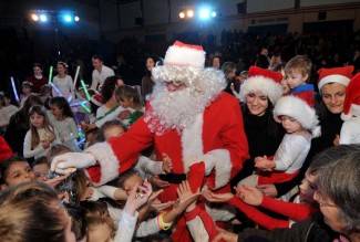 Noć svjetla: Plesni doček Djeda Božićnjaka u Grabriku