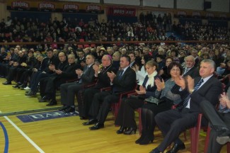 Humanitarni koncert: Bisernica i prijatelji napunili Grabrik