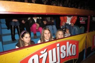 Humanitarni koncert: Bisernica i prijatelji napunili Grabrik