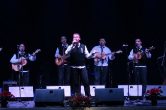 Humanitarni koncert: Bisernica i prijatelji napunili Grabrik